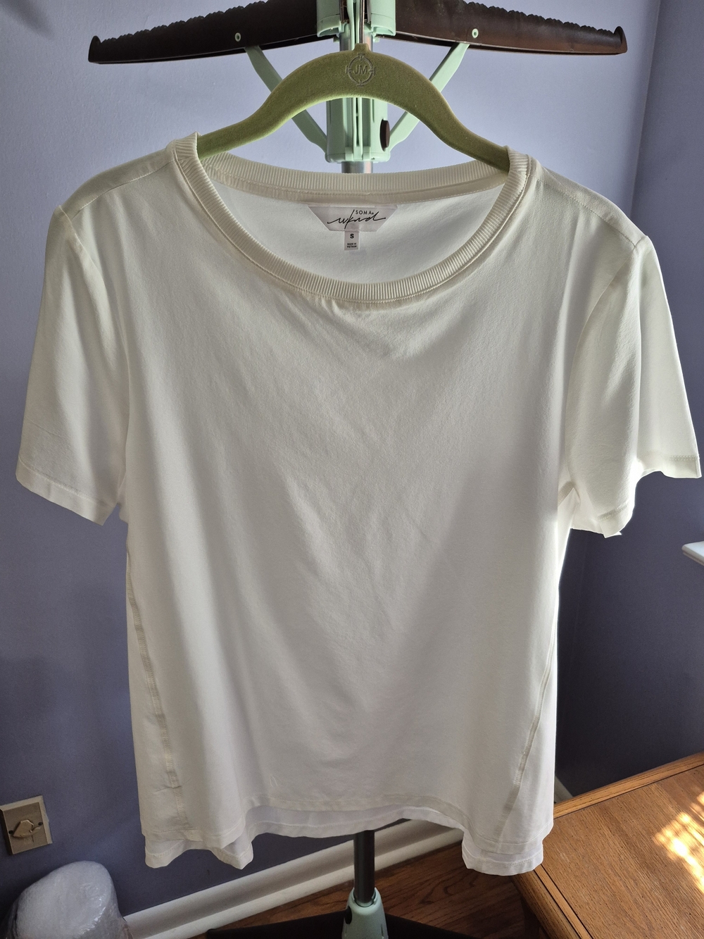 Soma White Short-Sleeve Crewneck Tee